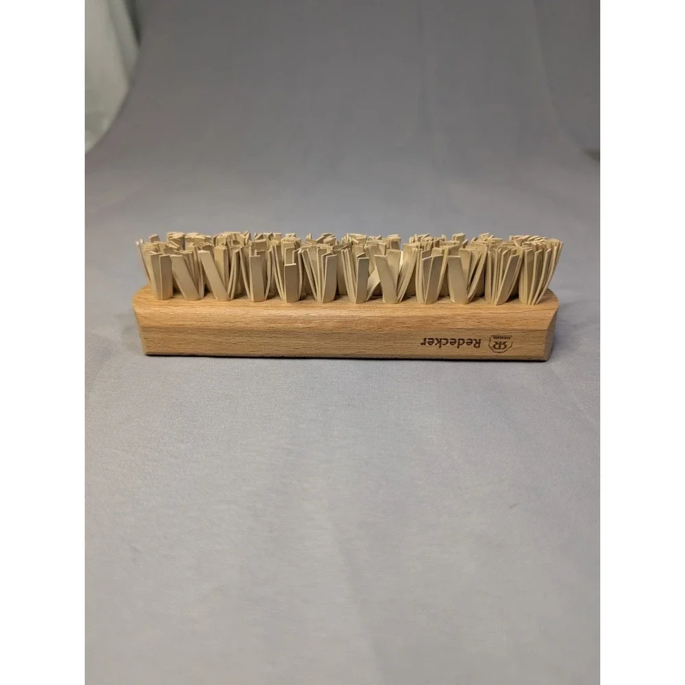 Redecker Natural Lint Brush Oiled Beechwood 7-1/4